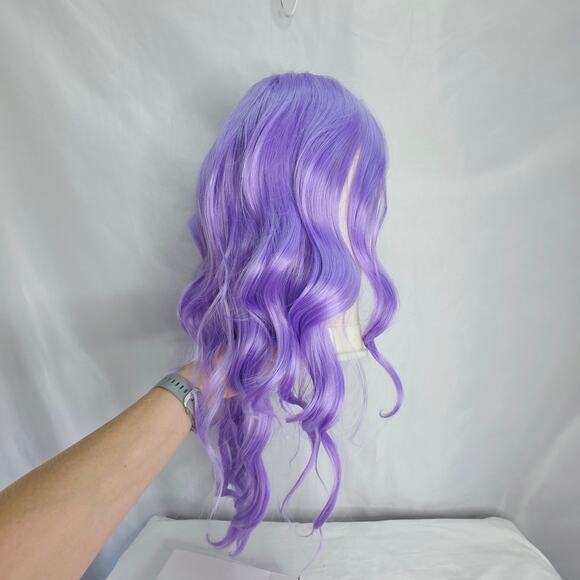 Long  Purple Wavy Wig 26" Middle Part Curly heat resistant synthetic material - Picture 11 of 13